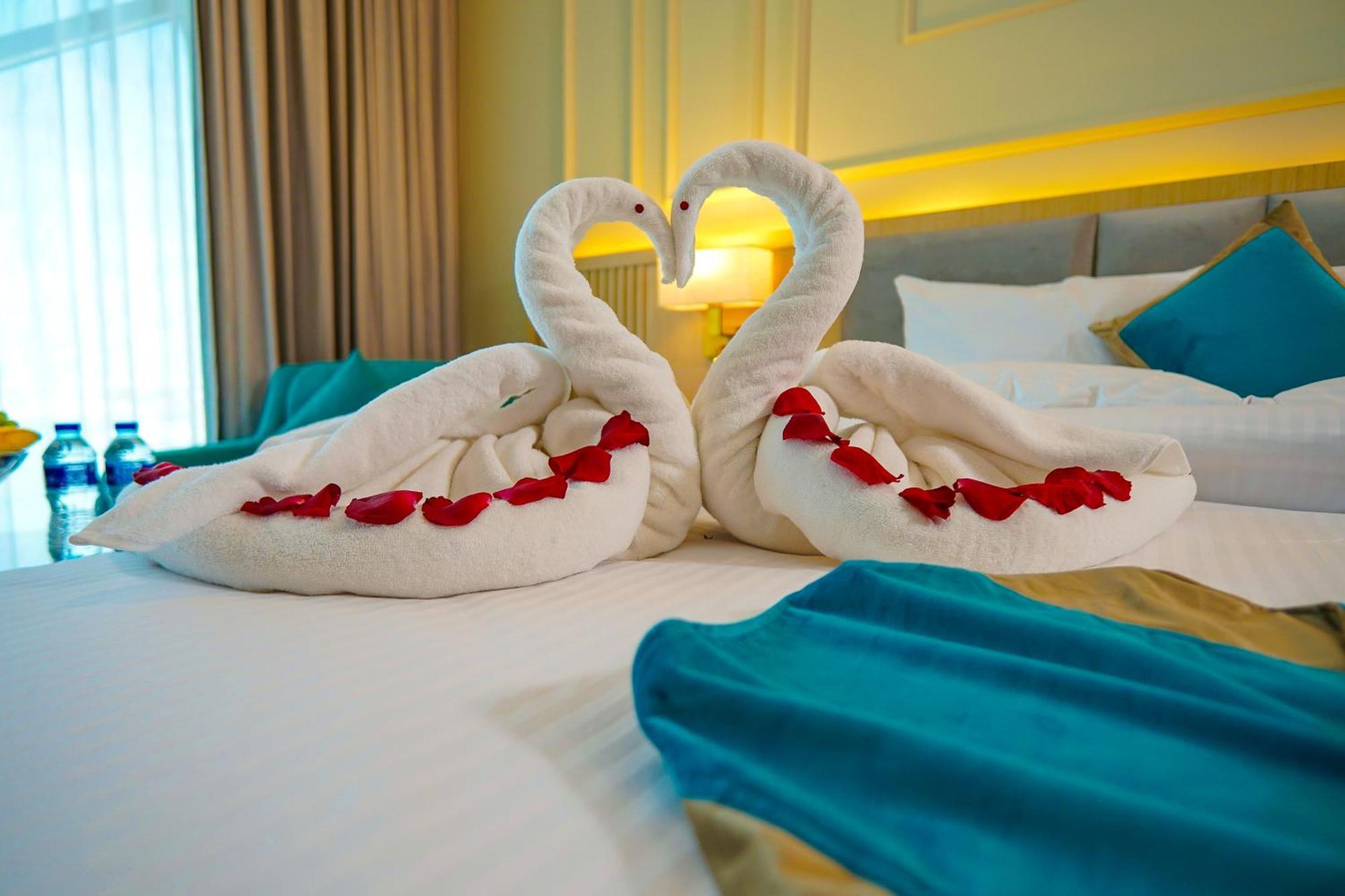 Concorde Creek View Hotel Bur Dubai Exterior photo